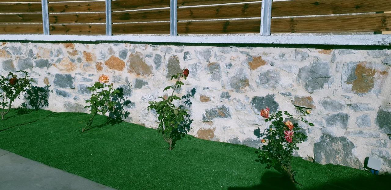 Double Bee Villa With Private Pool Agios Konstantinos  Extérieur photo